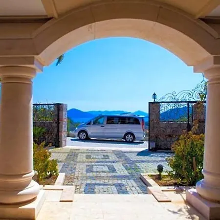 Sleeps 12 Air Con Wifi Villa *